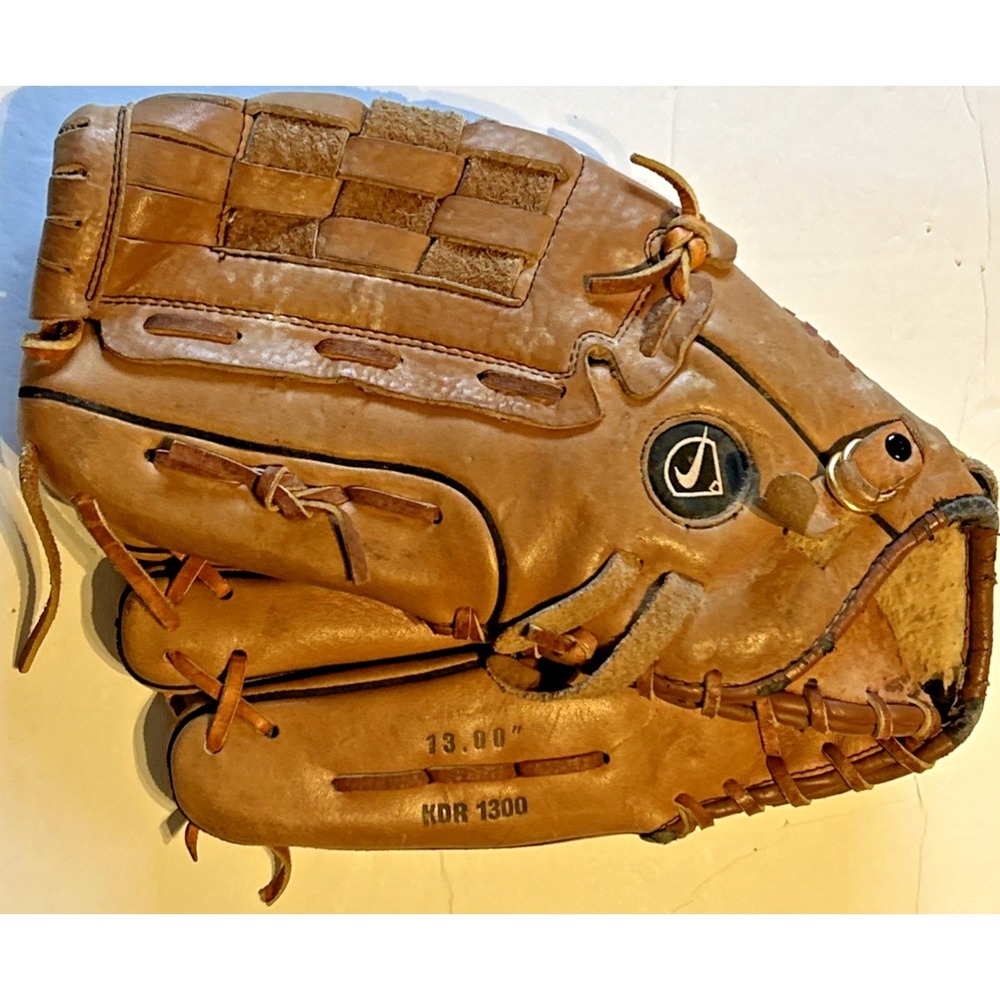 Nike Brown Leather Baseball Glove Mitt RIGHT Hand GLOVE, Left hand Throw Ball